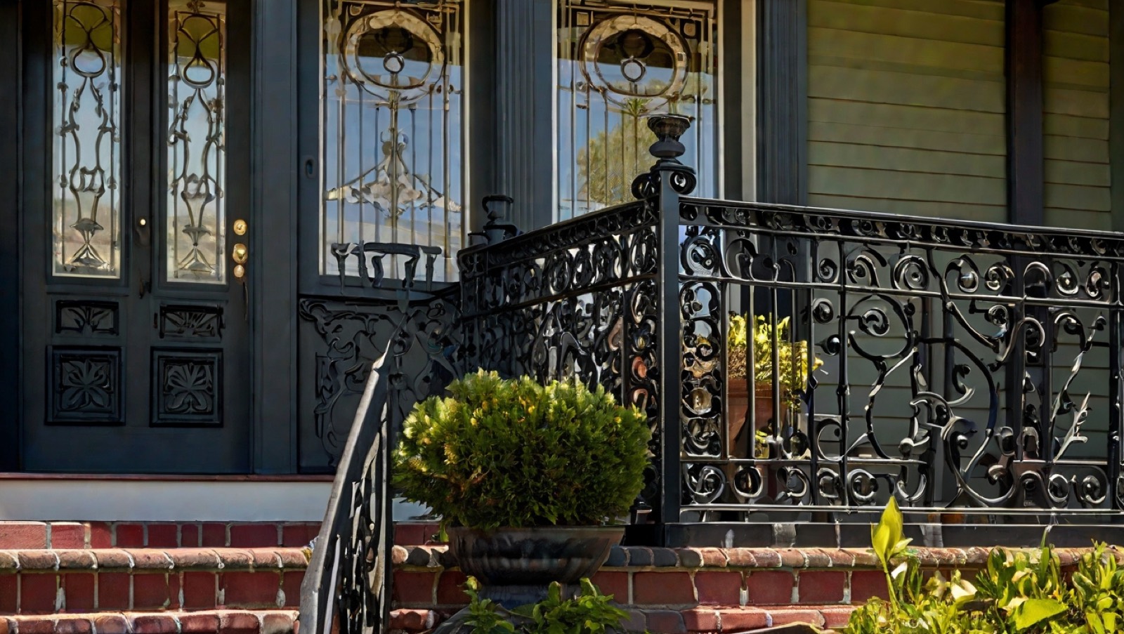 Wrought Iron Railing Cost in Alameda (Interior & Exterior)